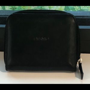 Desmo black leather wallet